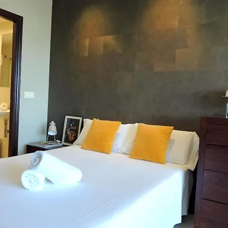 Casa Elena-zona Catedral-parking Gratis By Delabra Oviedo